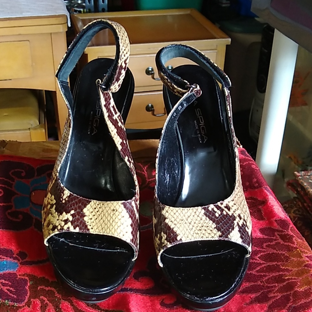 Via Spiga sandals